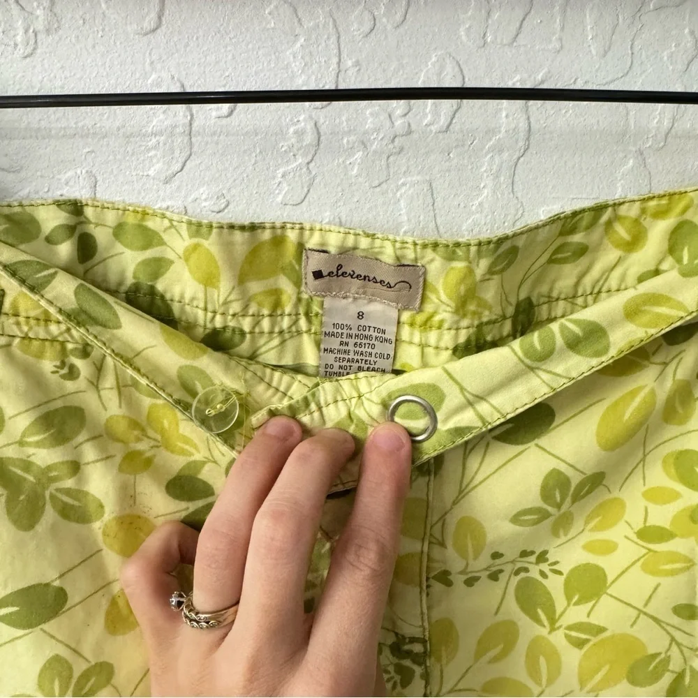 Vintage Anthropologie Elevenses 8 Floral Cotton Cargo Crop Pants